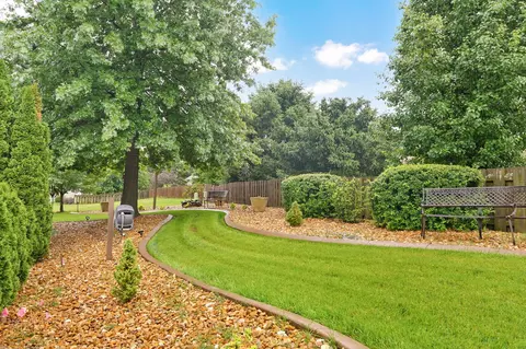 Exterior - 6071 S Overlook Trl, Springfield, MO 65810 photo 18 of 24