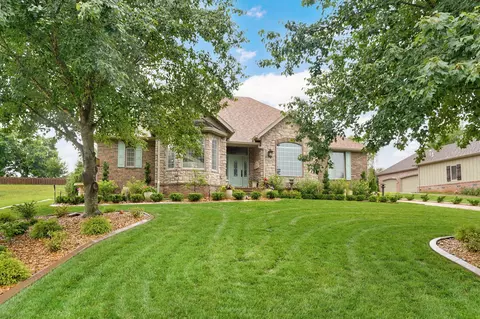 Exterior - 6071 S Overlook Trl, Springfield, MO 65810 photo 2 of 24