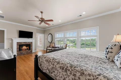 Bedroom - 121 Lenhart Ln, Branson, MO 65616 photo 4 of 9