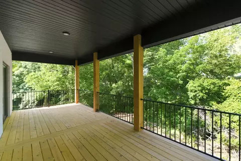 Exterior - 3714 W Rosebrier Ct, Springfield, MO 65807 photo 3 of 4