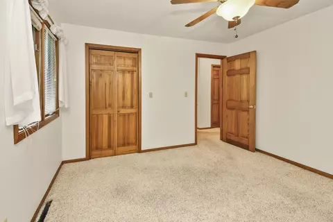 Bedroom - 470 Forest Dr, Marshfield, MO 65706 photo 7 of 7