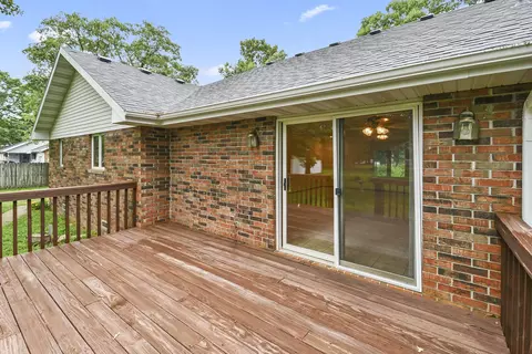 Exterior - 470 Forest Dr, Marshfield, MO 65706 photo 7 of 15