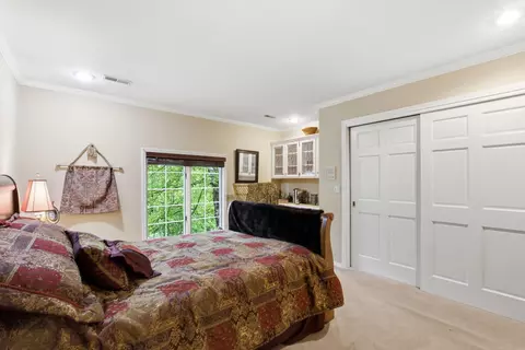 Bedroom - 3850 E Country Pl, Springfield, MO 65809 photo 3 of 4