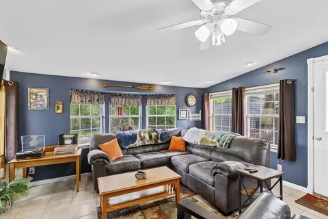 Living - 6482 Long Beach Rd, Branson, MO 65616 photo 8 of 8