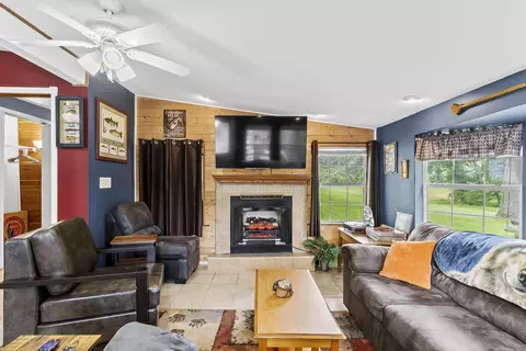 Living - 6482 Long Beach Rd, Branson, MO 65616 photo 7 of 8