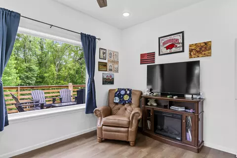 Living - 6482 Long Beach Rd, Branson, MO 65616 photo 3 of 8