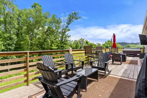 Exterior - 6482 Long Beach Rd, Branson, MO 65616 photo 2 of 16