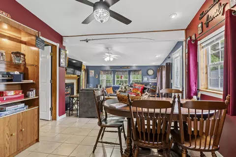 Dining - 6482 Long Beach Rd, Branson, MO 65616 photo 1 of 2