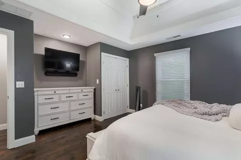 Bedroom - 3532 W Suzanne Pl, Springfield, MO 65810 photo 2 of 6