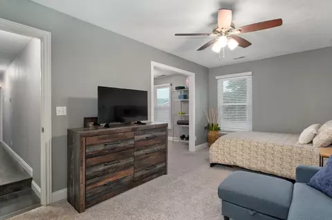 Bedroom - 3532 W Suzanne Pl, Springfield, MO 65810 photo 5 of 6