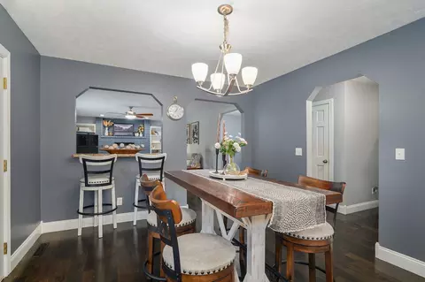 Dining - 3532 W Suzanne Pl, Springfield, MO 65810 photo 2 of 2
