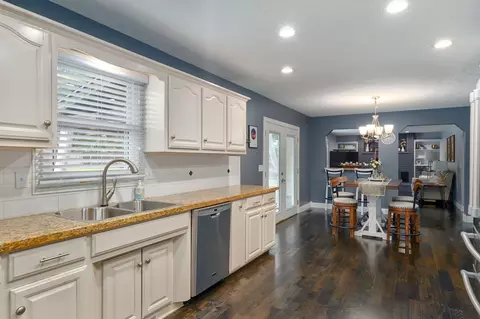 Other - 3532 W Suzanne Pl, Springfield, MO 65810 photo 3 of 11