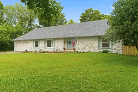3312 S Graystone Pl, Springfield, MO 65804