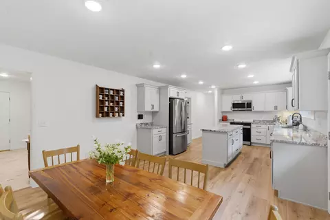 Kitchen - 3312 S Graystone Pl, Springfield, MO 65804 photo 5 of 5
