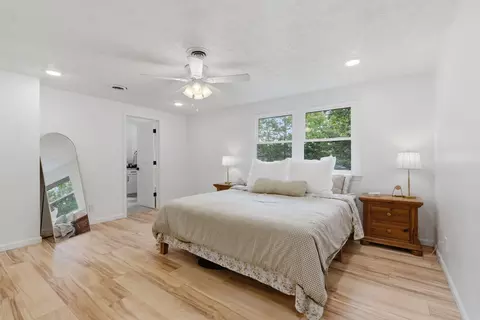 Bedroom - 3312 S Graystone Pl, Springfield, MO 65804 photo 2 of 5
