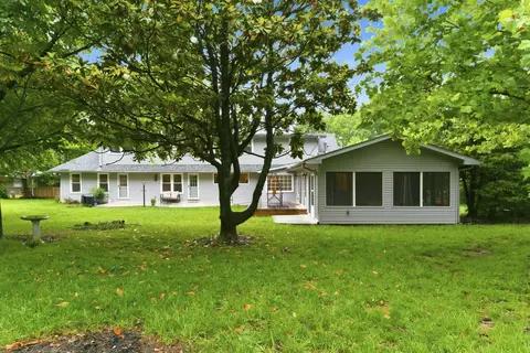 Exterior - 3312 S Graystone Pl, Springfield, MO 65804 photo 7 of 10