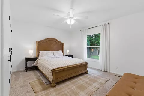 Bedroom - 3312 S Graystone Pl, Springfield, MO 65804 photo 1 of 5