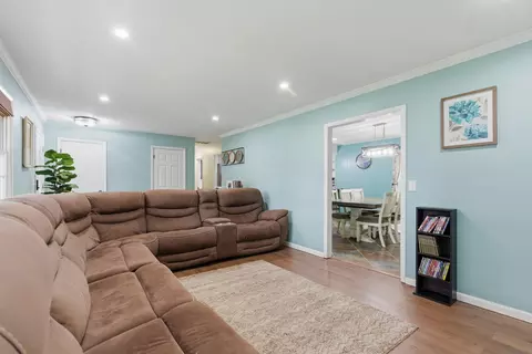 2067 S Linden Ave, Springfield, MO 65804 photo 8