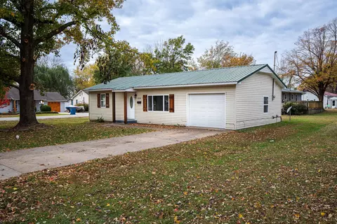 1507 Cherry St, Lamar, MO 64759 photo 4