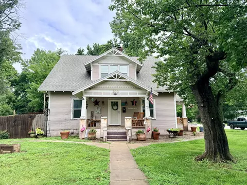 200 Barber St, Greenfield, MO 65661