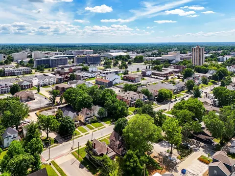 View/Area - 1111 E Walnut St, Springfield, MO 65806 photo 3 of 6