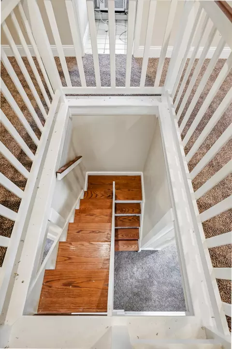 Entry Way - 1111 E Walnut St, Springfield, MO 65806 photo 4 of 6