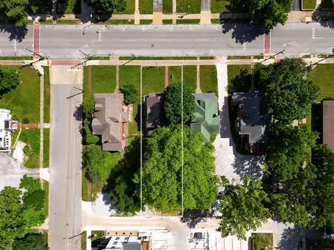 View/Area - 1111 E Walnut St, Springfield, MO 65806 photo 1 of 6