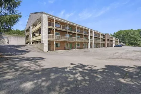 Exterior - 982 Indian Point Rd #229, Branson, MO 65616 photo 4 of 15