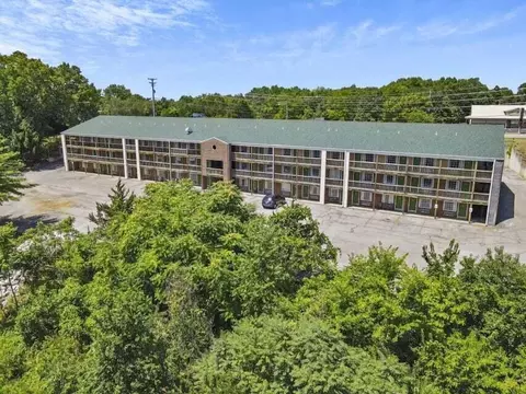 Exterior - 982 Indian Point Rd #229, Branson, MO 65616 photo 14 of 15