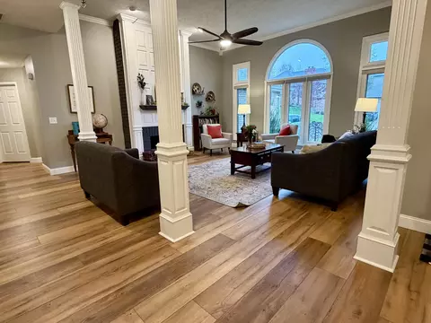 Living - 4821 E Cherokee St, Springfield, MO 65809 photo 1 of 2