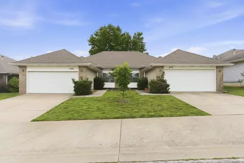1818-1820 Cedarcrest Ave, Nixa, MO 65714