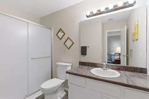 Bath - 169 Troon Dr #3, Branson, MO 65616 photo 1 of 3
