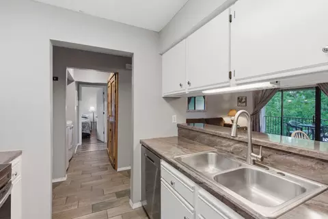 Kitchen - 169 Troon Dr #3, Branson, MO 65616 photo 6 of 6