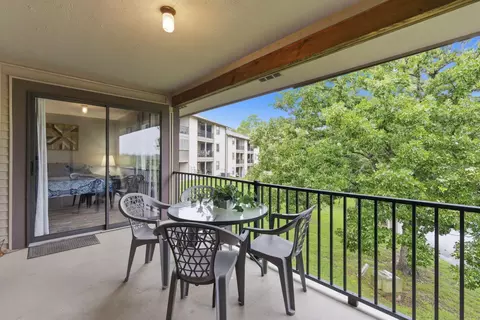 Exterior - 169 Troon Dr #3, Branson, MO 65616 photo 3 of 12