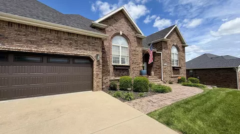 2711 W Executive Cir, Ozark, MO 65721 photo 4
