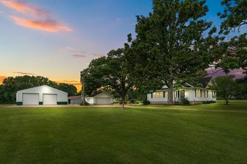 4643 N Farm Road 223, Strafford, MO 65757
