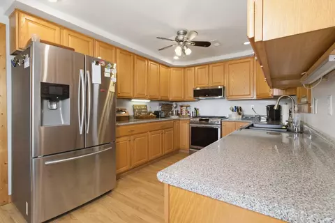 Kitchen - 9723 Highway E, Houston, MO 65483 photo 2 of 3