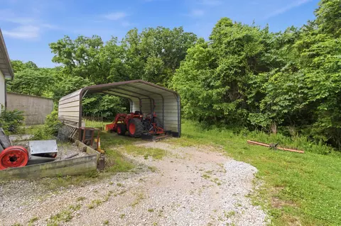 Exterior - 9723 Highway E, Houston, MO 65483 photo 9 of 18
