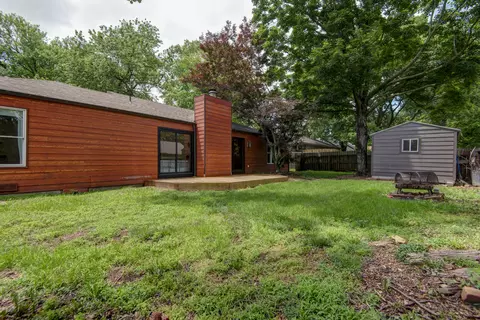 Exterior - 4832 S Warwick Ave, Springfield, MO 65804 photo 7 of 10