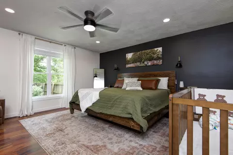 Bedroom - 4832 S Warwick Ave, Springfield, MO 65804 photo 2 of 3