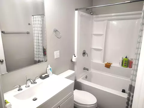 Bath - 125 E Chrysler Ave, Clever, MO 65631 photo 5 of 8
