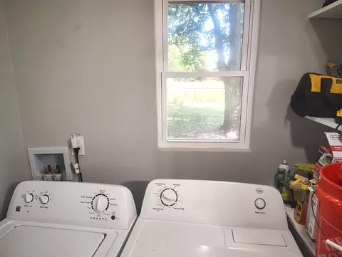 Other - 125 E Chrysler Ave, Clever, MO 65631 photo 6 of 9