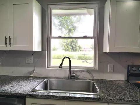 Kitchen - 125 E Chrysler Ave, Clever, MO 65631 photo 6 of 6
