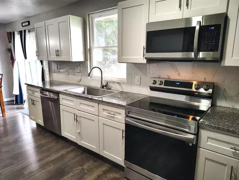 Kitchen - 125 E Chrysler Ave, Clever, MO 65631 photo 5 of 6