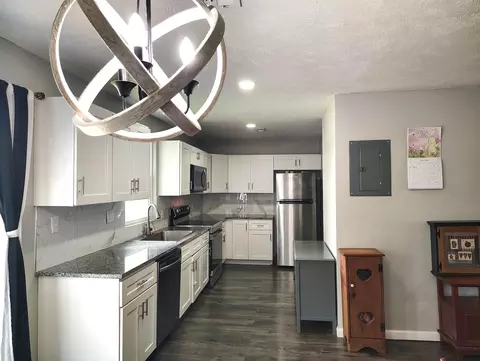 Kitchen - 125 E Chrysler Ave, Clever, MO 65631 photo 2 of 6