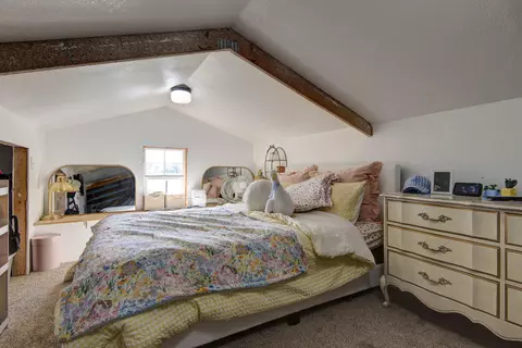 Bedroom - 23 Neill Rd, Buffalo, MO 65622 photo 2 of 2