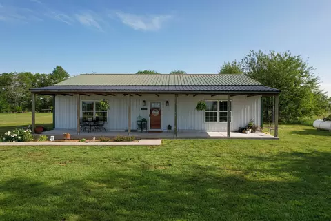 Exterior - 23 Neill Rd, Buffalo, MO 65622 photo 7 of 8