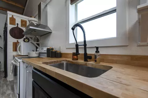 Kitchen - 23 Neill Rd, Buffalo, MO 65622 photo 5 of 5