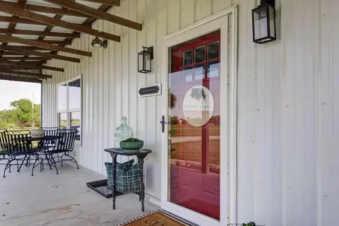 Exterior - 23 Neill Rd, Buffalo, MO 65622 photo 4 of 8