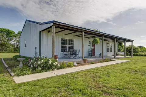 23 Neill Rd, Buffalo, MO 65622
